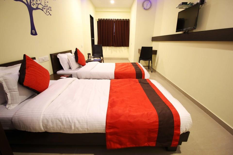 Hotel Ambience Sarkhej Extérieur photo
