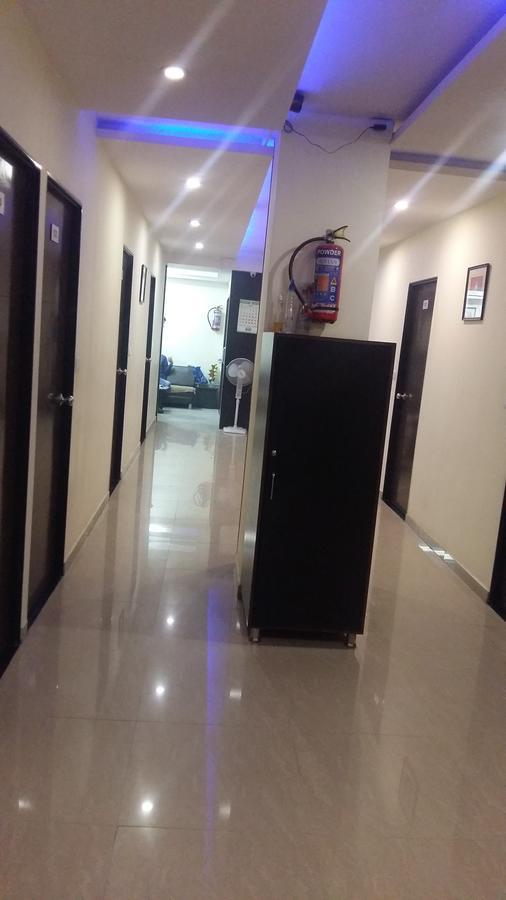 Hotel Ambience Sarkhej Extérieur photo