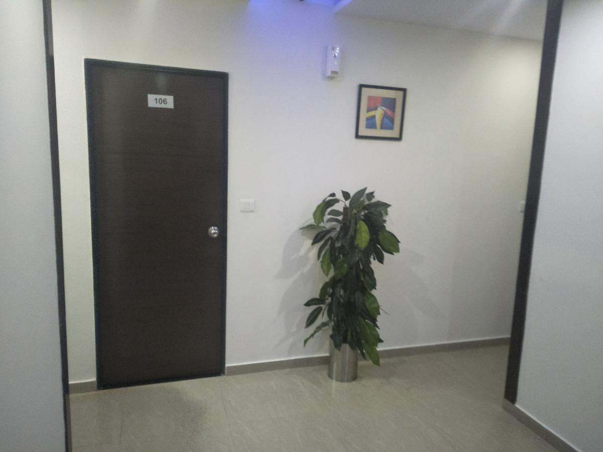 Hotel Ambience Sarkhej Extérieur photo